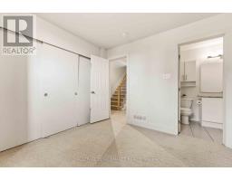22 Bergeron Private, Ottawa, ON K1C0C2 Photo 30