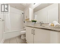 22 Bergeron Private, Ottawa, ON K1C0C2 Photo 33