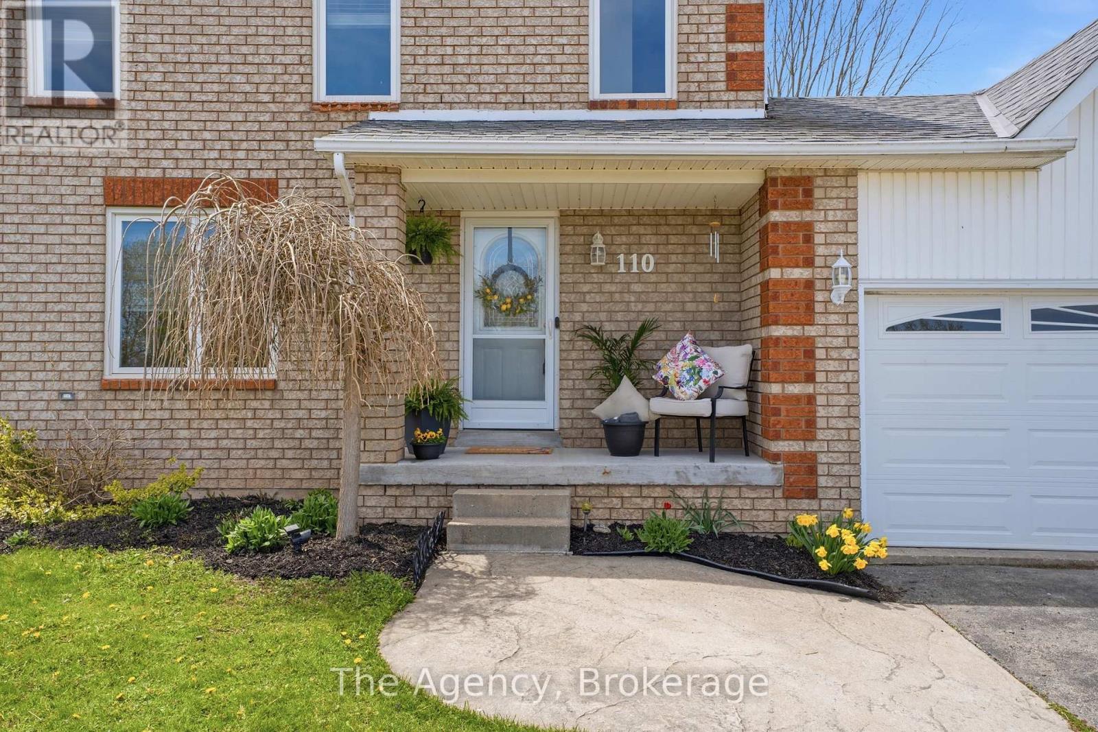 110 LEESON STREET S, East Luther Grand Valley — photo 2