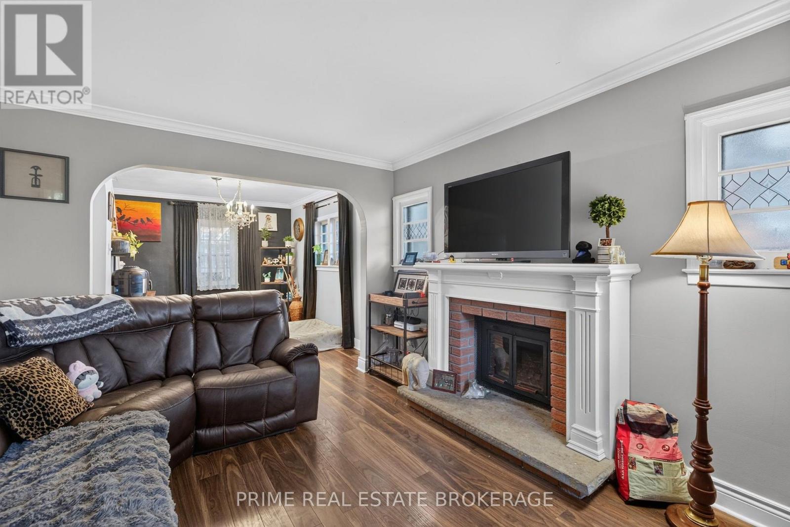 586 CHEAPSIDE STREET, London East (East B) — photo 4