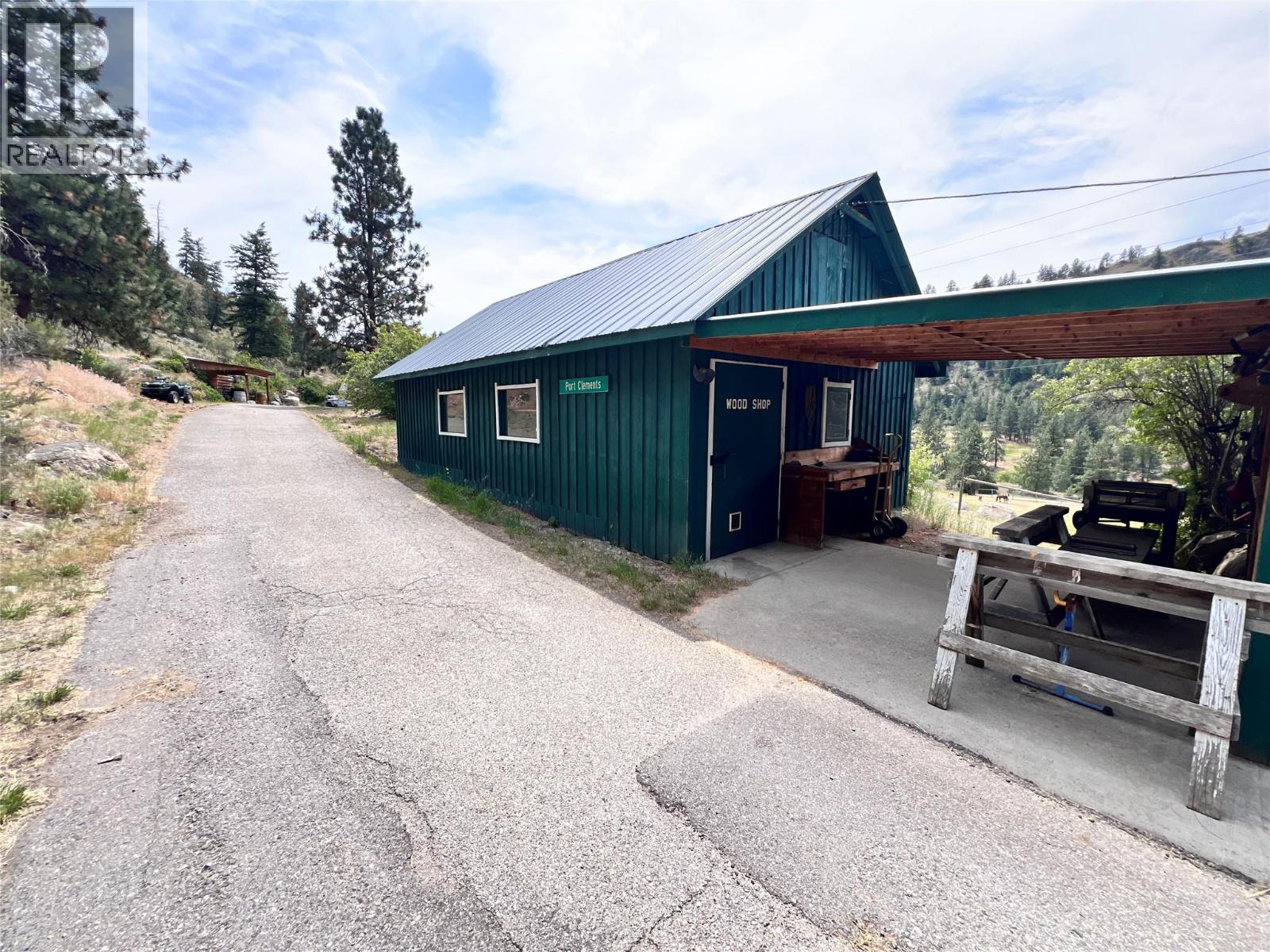 3655 McLean Creek Road, Okanagan Falls