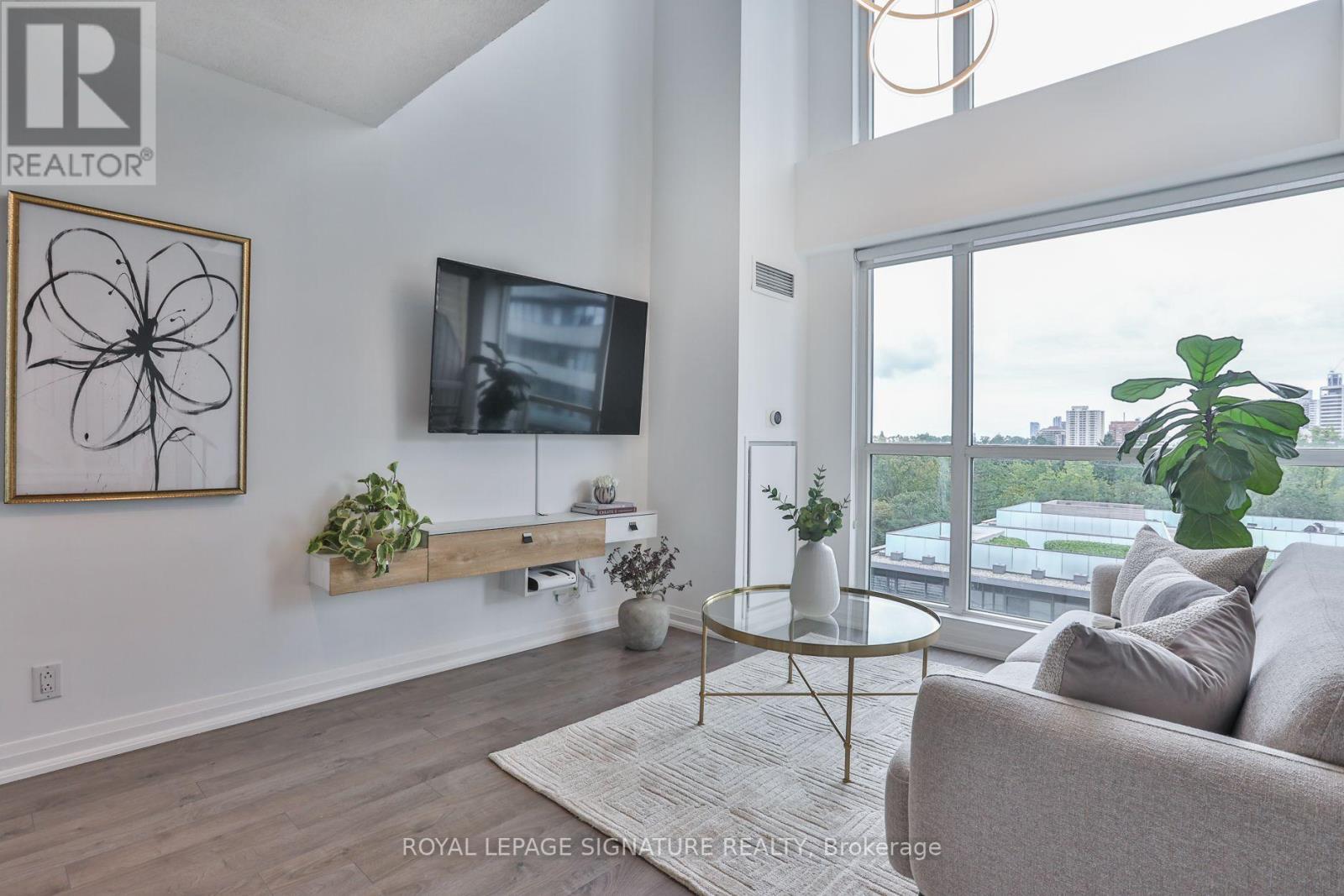 Photo of 703 - 18 MERTON STREET