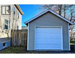 114 Pleasant Street, Moncton, NB E1A2V2 Photo 16