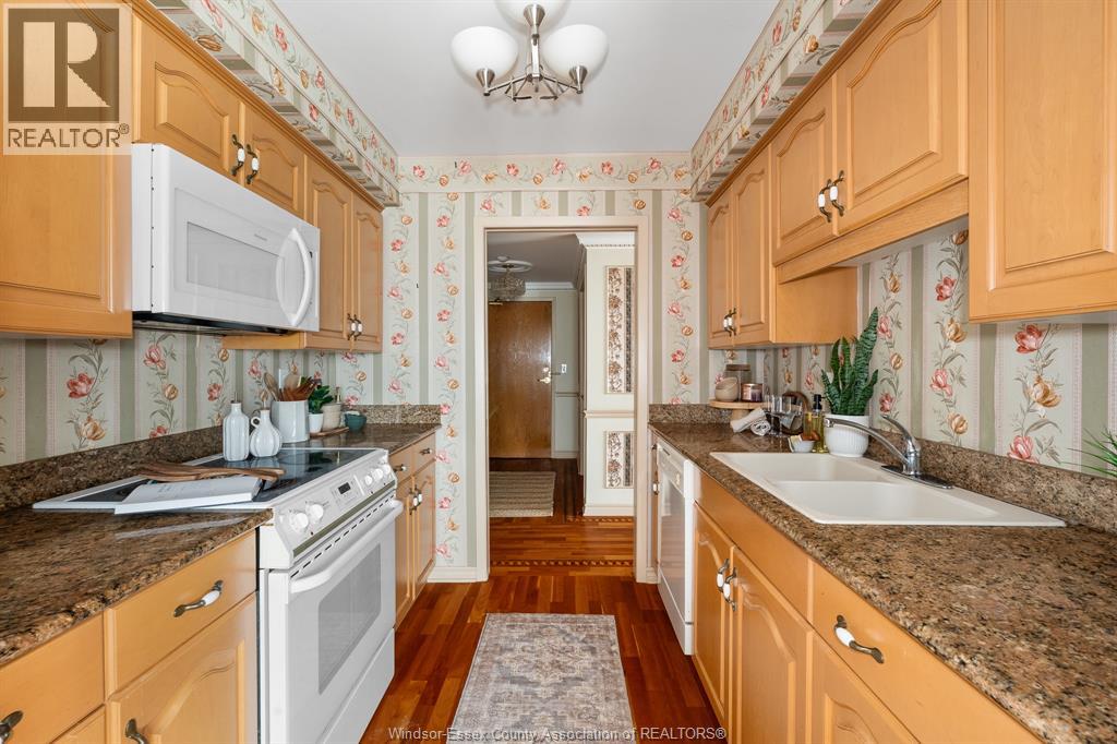 #601 99 ROBSON ROAD - Image 18