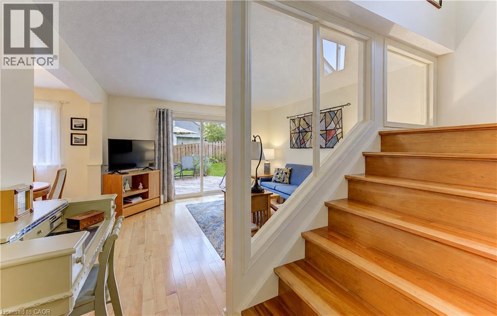 253 NEWPORT Place - 6