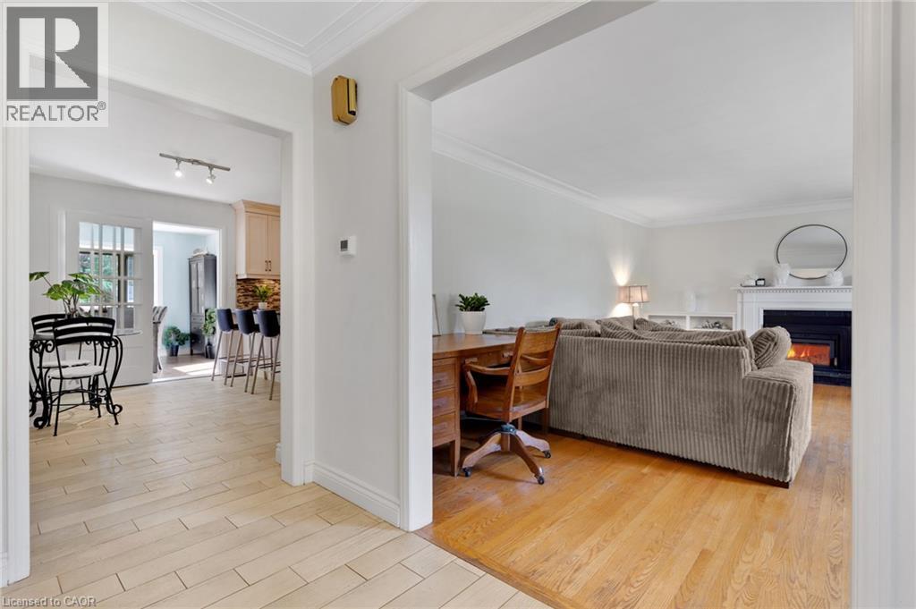 7 SHADYWOOD Lane - Image 9