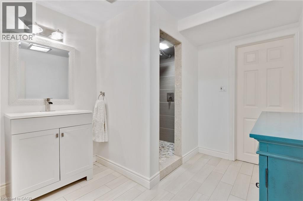 7 SHADYWOOD Lane - 32