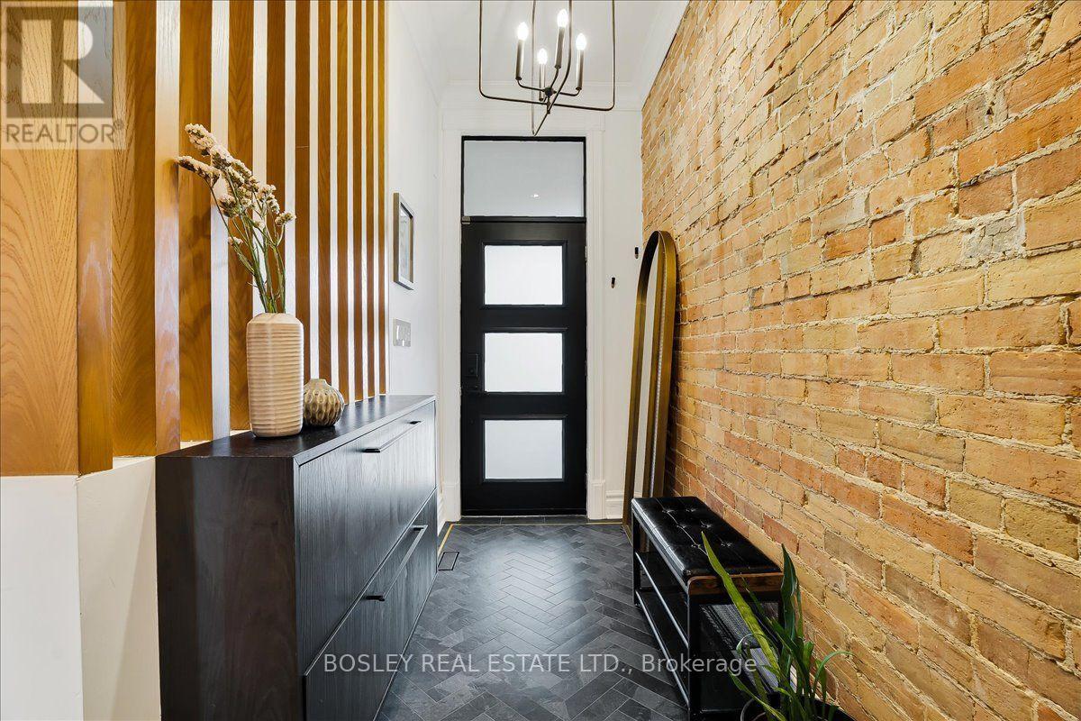 372 LOGAN AVENUE - 2