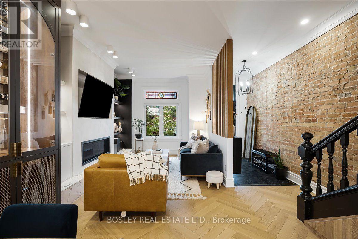 372 LOGAN AVENUE - Image 5