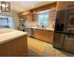 1002 Chippawa Avenue, Gravenhurst), ON P1P1T5 Photo 10