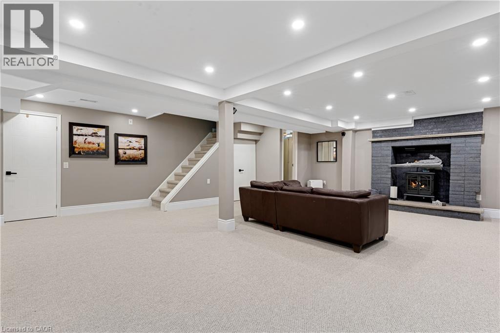 51 BAYNE Crescent - Image 33
