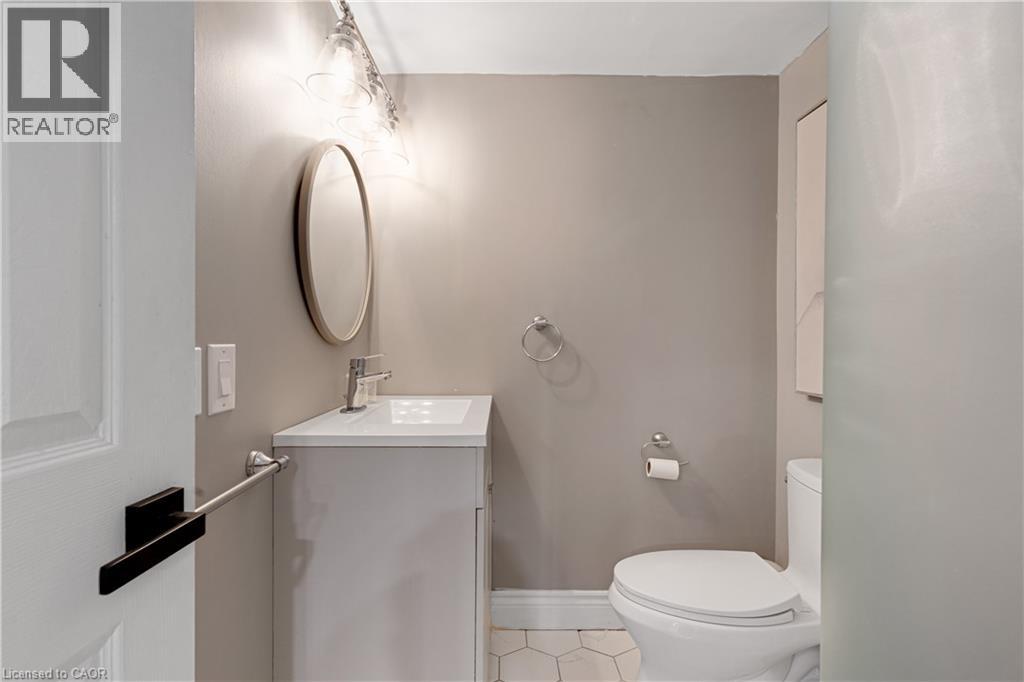 51 BAYNE Crescent - Image 38