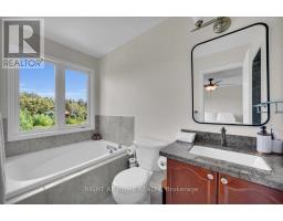 235 Weldon Road, Whitchurch Stouffville, ON L4A0A4 Photo 22