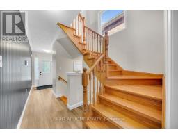 Laundry room - 235 Weldon Road, Whitchurch Stouffville, ON L4A0A4 Photo 7