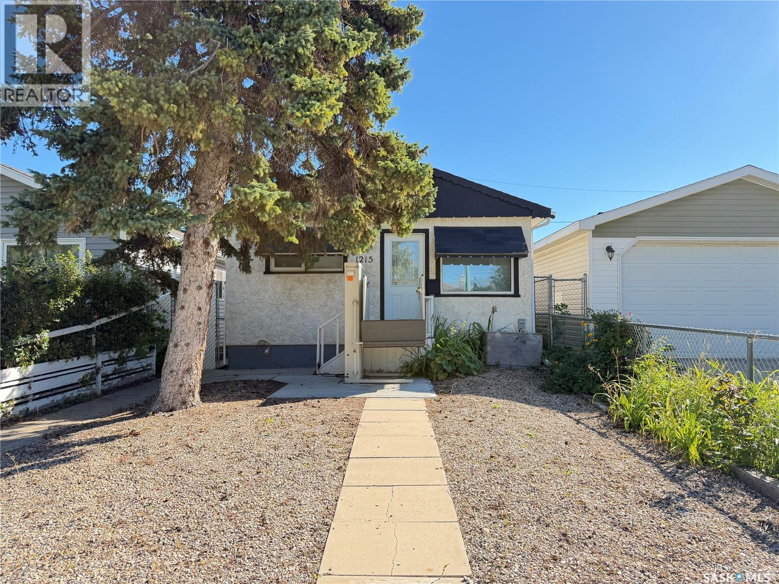 1215 Broder STREET, Regina