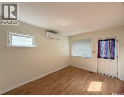 1215 Broder Street, Regina, SK S4N3R3 Photo 7