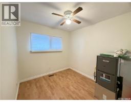 1215 Broder Street, Regina, SK S4N3R3 Photo 9