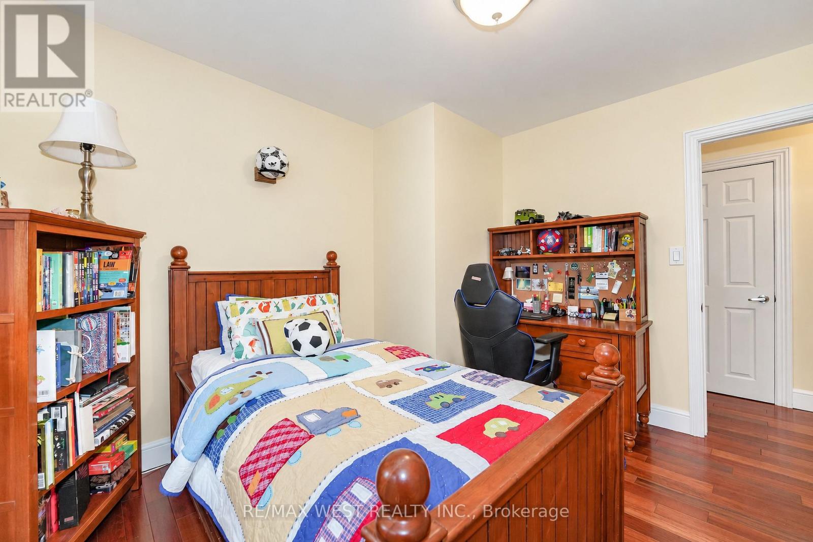 3062 O'HAGAN DRIVE - 9