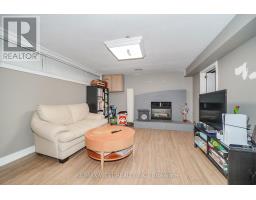 3062 O'hagan Drive, Mississauga, ON L5C2C5 Photo 11