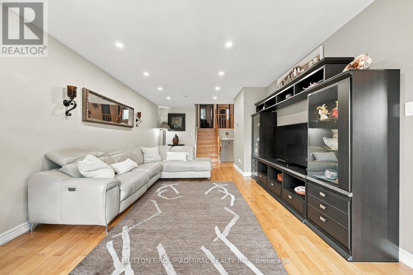 1871 SILVERBERRY CRESCENT - 13