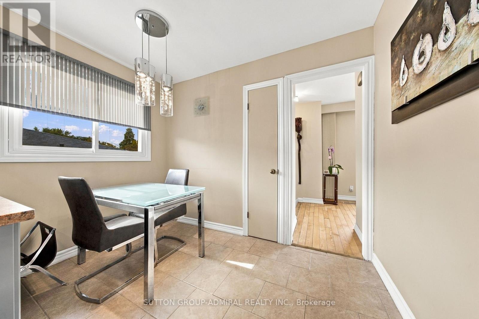 1871 SILVERBERRY CRESCENT - 20