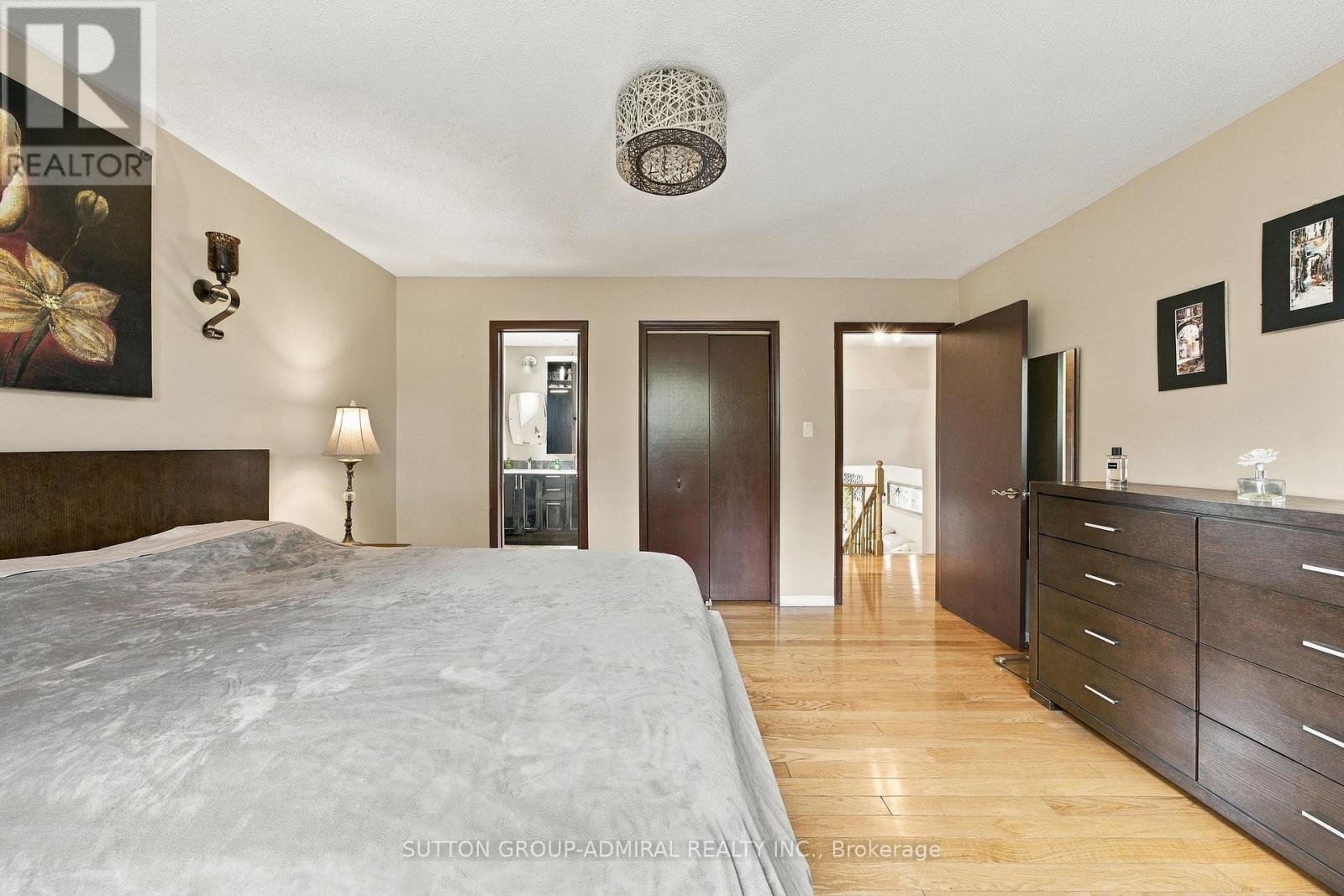 1871 SILVERBERRY CRESCENT - 25