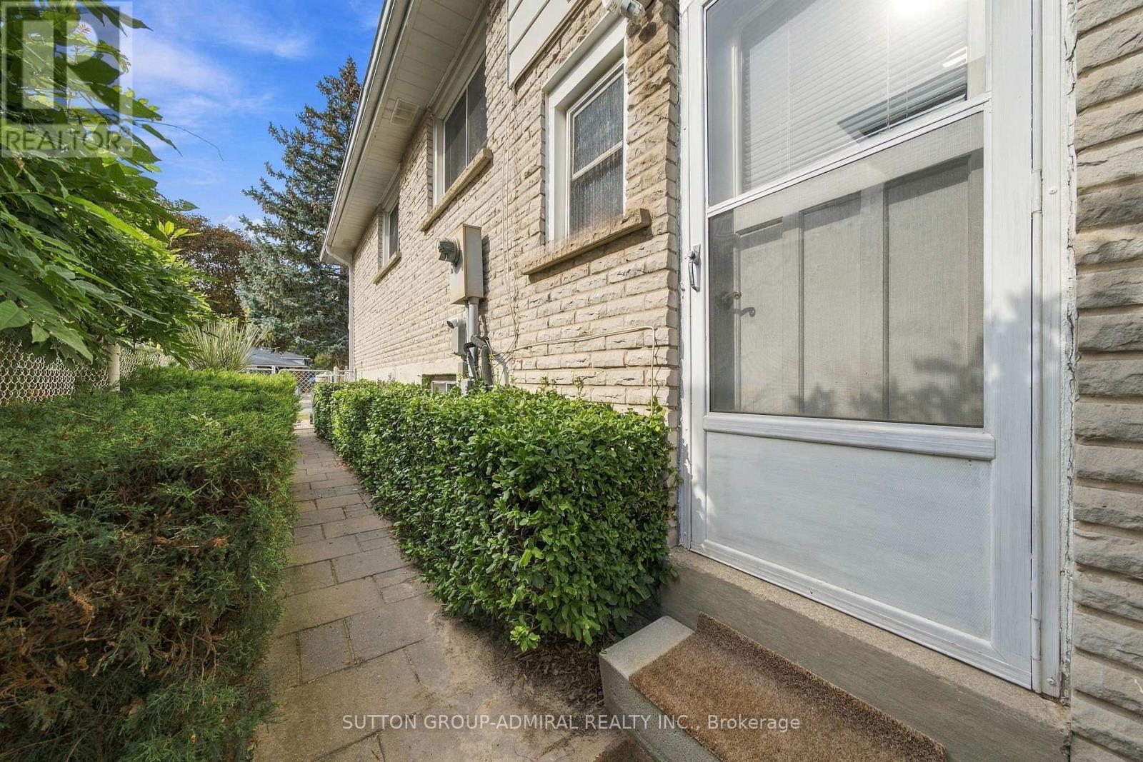 1871 SILVERBERRY CRESCENT - Image 43