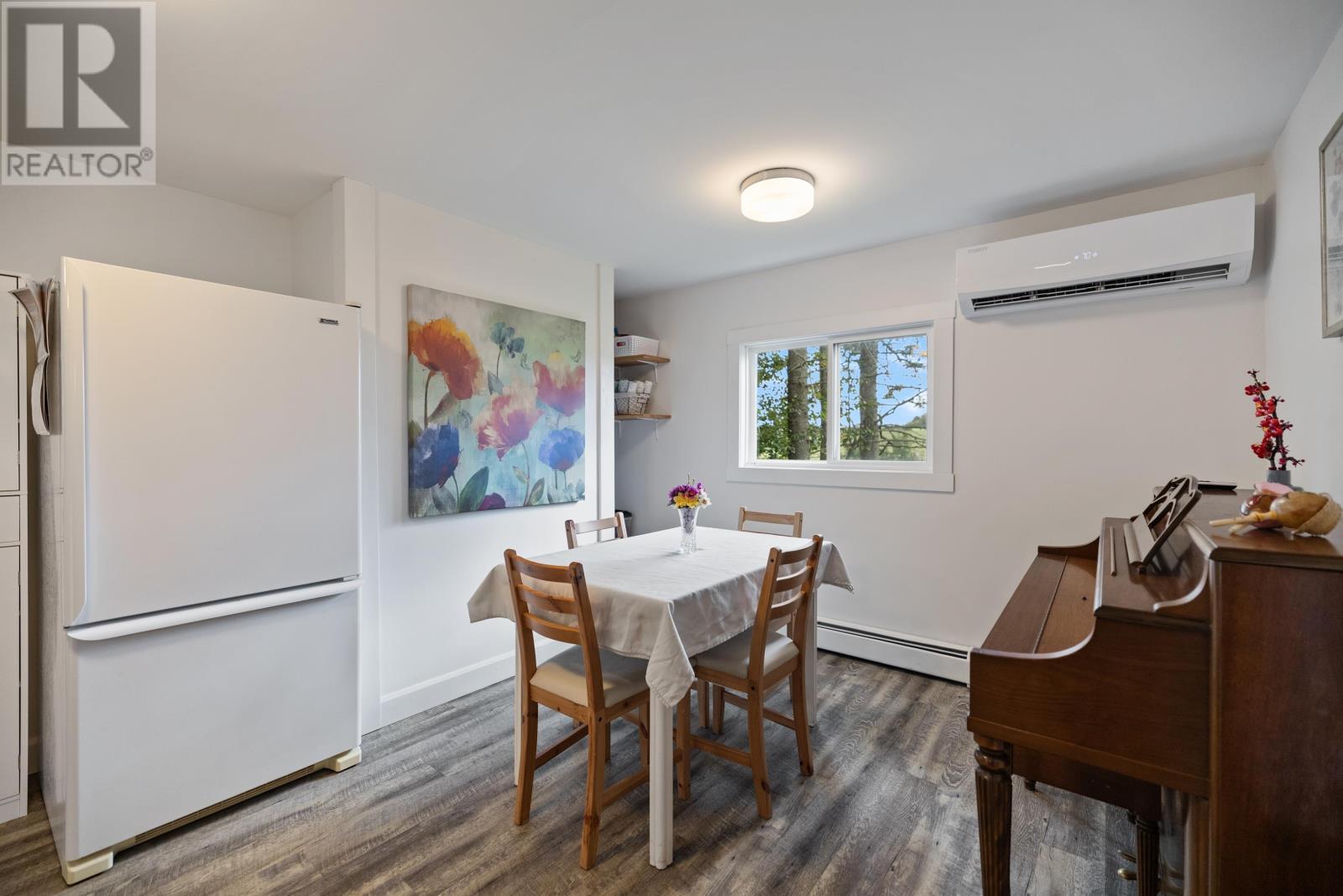 1847 Colville Road - Image 12