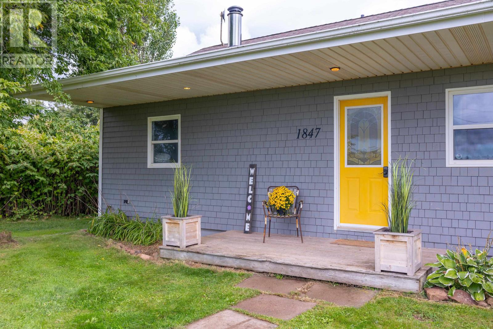 1847 Colville Road - 5