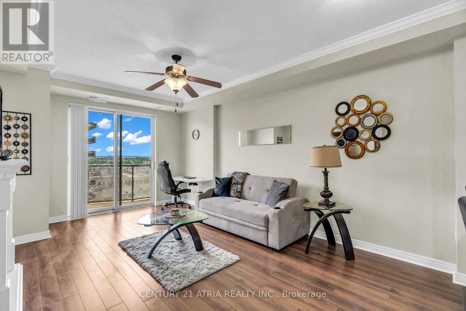 1030 Coronation Drive — photo 11
