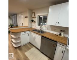 8 The Parkway Nw, Edmonton, AB T6P1C7 Photo 6