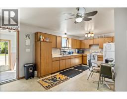 Dining room - 3030 County Rd 8, Staples, ON N0P2J0 Photo 6