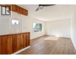 1238 8 Street N - photo 4