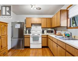 Kitchen - 3030 County Rd 8, Staples, ON N0P2J0 Photo 15