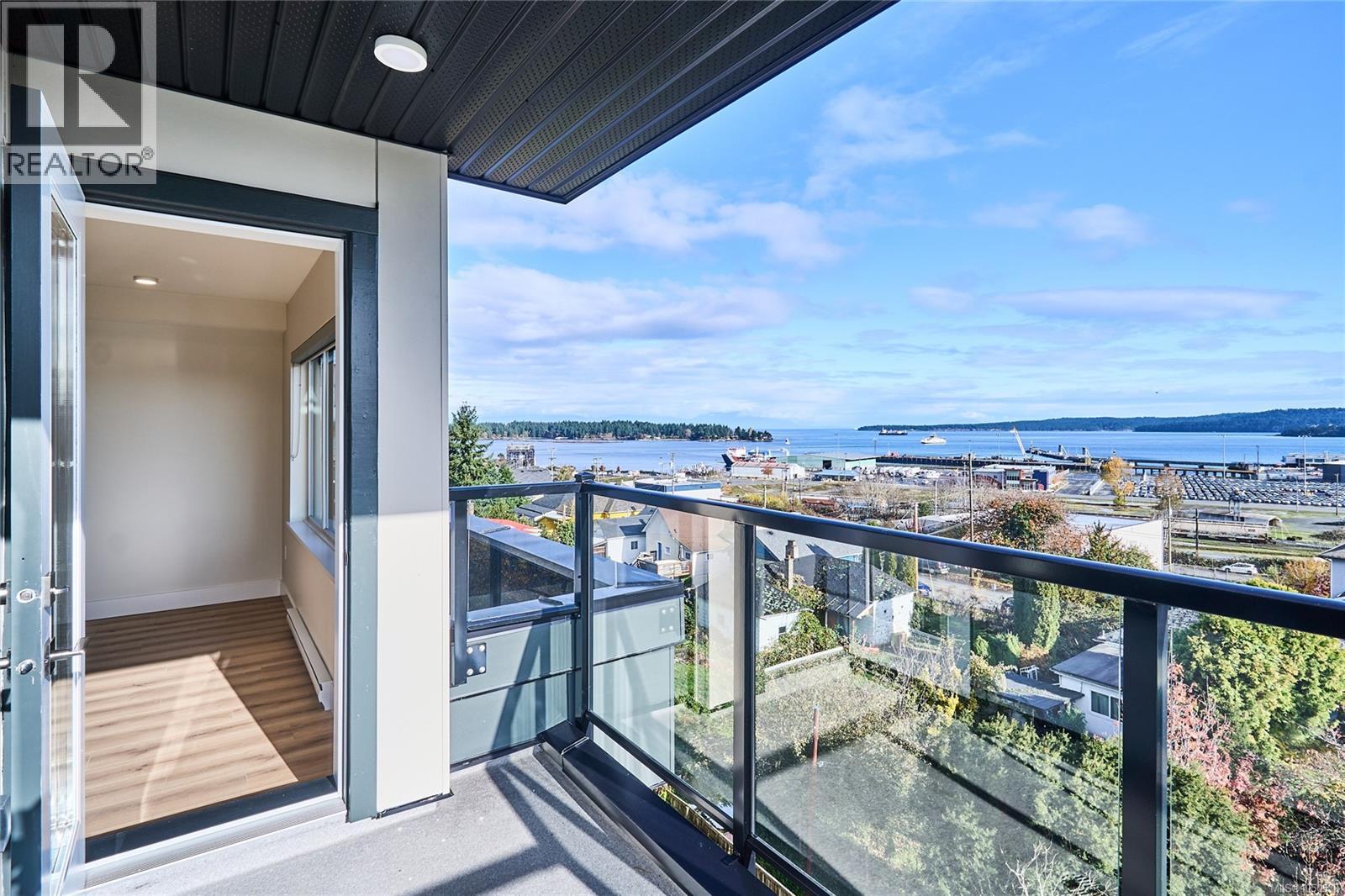 #405 45 Haliburton St - 11