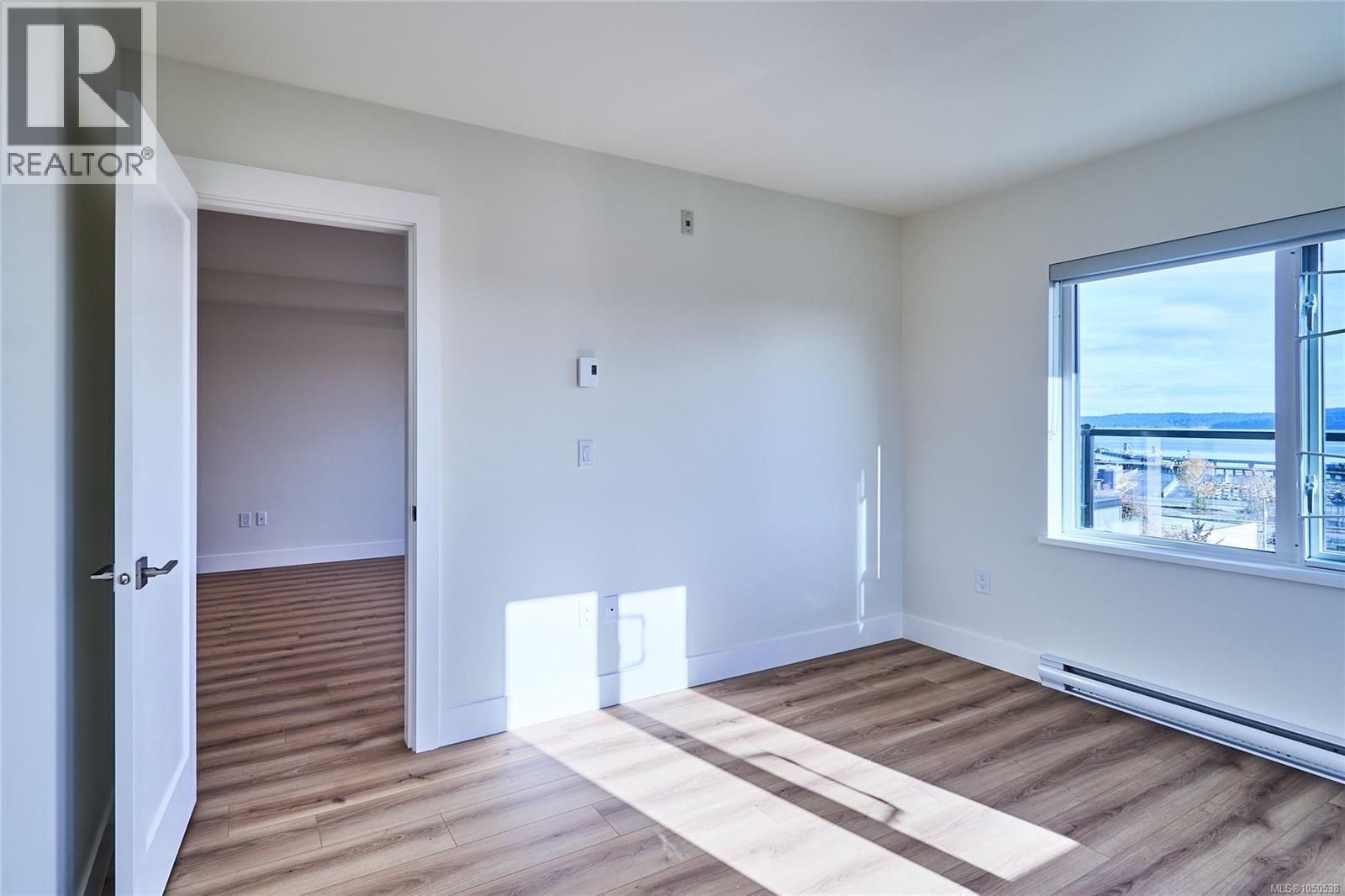 #405 45 Haliburton St - 21
