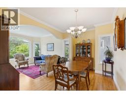 739 24 Avenue NW - photo 10