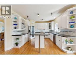 739 24 Avenue NW - photo 13