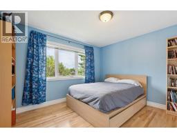 739 24 Avenue NW - photo 28