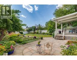 739 24 Avenue NW - photo 45