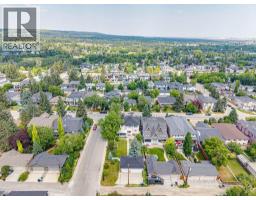 739 24 Avenue NW - photo 3