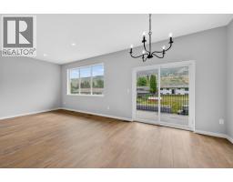 4pc Bathroom - 3279 A Schubert Road, Kamloops, BC V2B6Y4 Photo 10