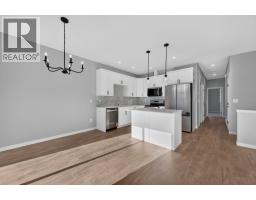 Primary Bedroom - 3279 A Schubert Road, Kamloops, BC V2B6Y4 Photo 7