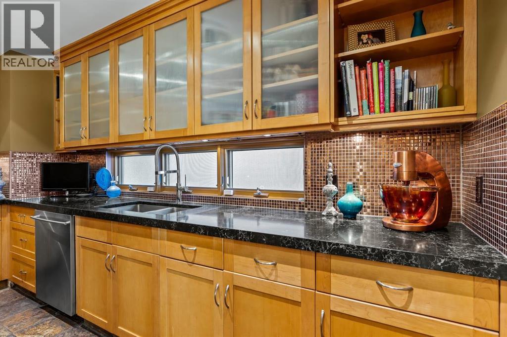 1717 7 Avenue NW - photo 11