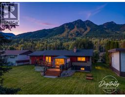 Den - 1706 Mckenzie Road, Fernie, BC V0B1M5 Photo 7