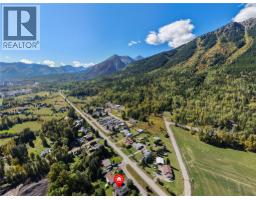 1706 Mckenzie Road, Fernie, BC V0B1M5 Photo 12