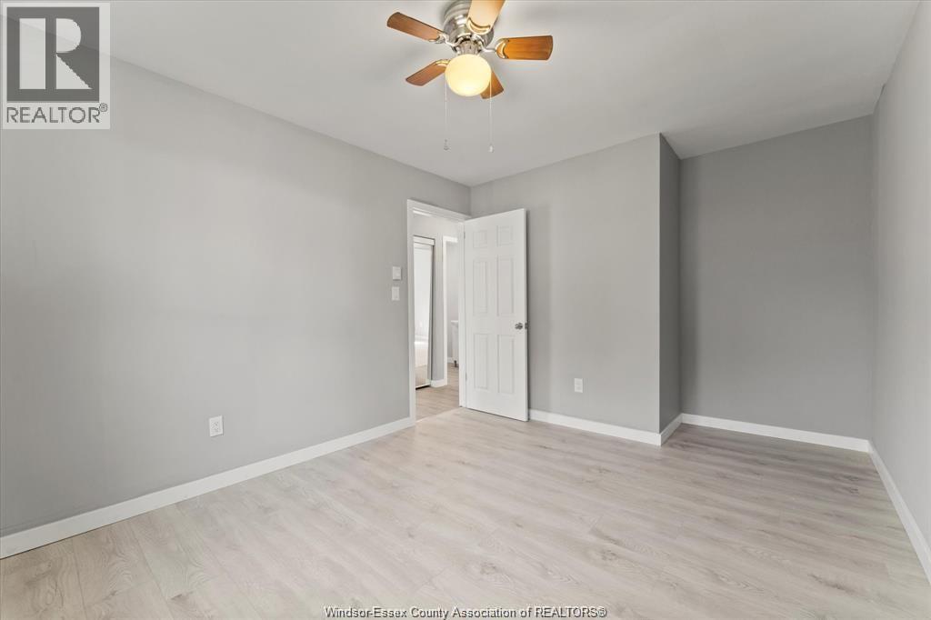 561 CHIPPAWA STREET - 12