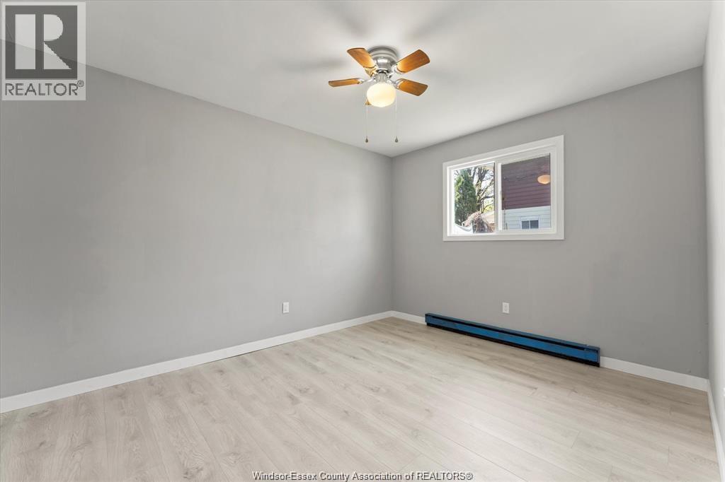 561 CHIPPAWA STREET - 14