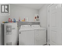 561 Chippawa Street, Windsor, ON N9C2W2 Photo 16