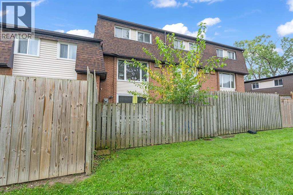6312 THORNBERRY - Image 38